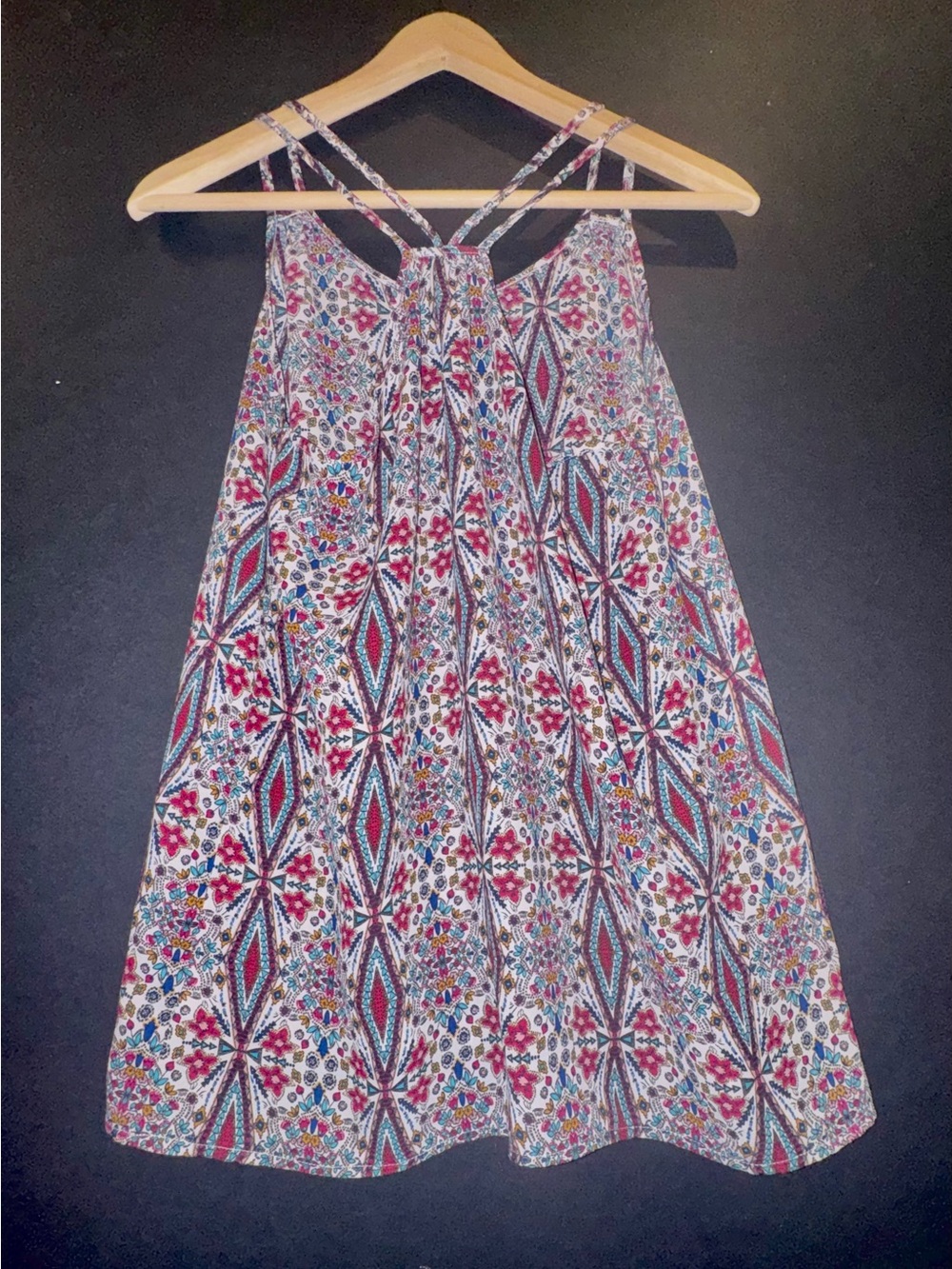 Beautiful Rose Gold Tank top. Multicolor Lightweight and flowing top. M